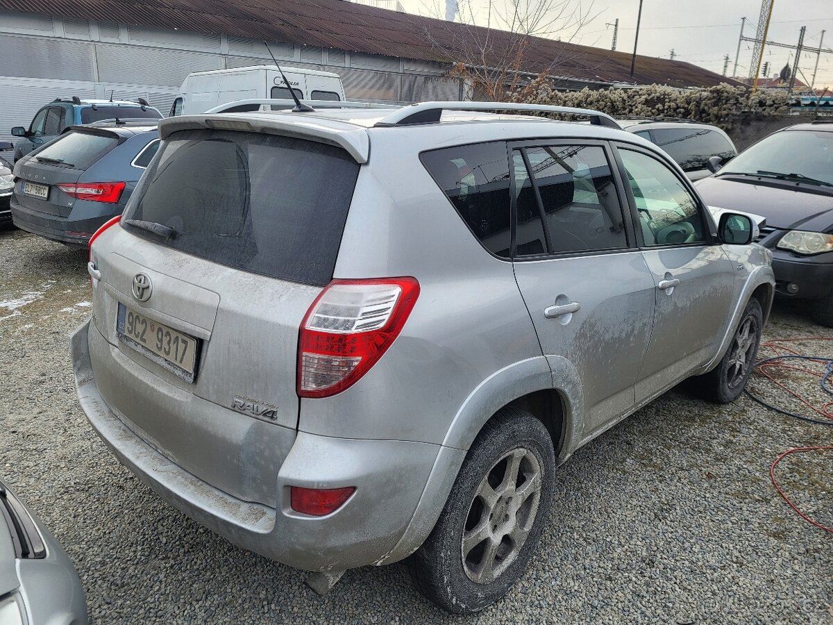 Toyota RAV4 4x4 - 5