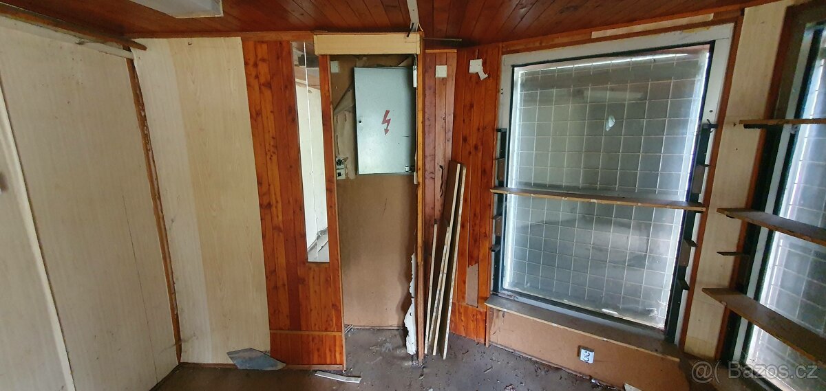 Prodejní stánek - 5