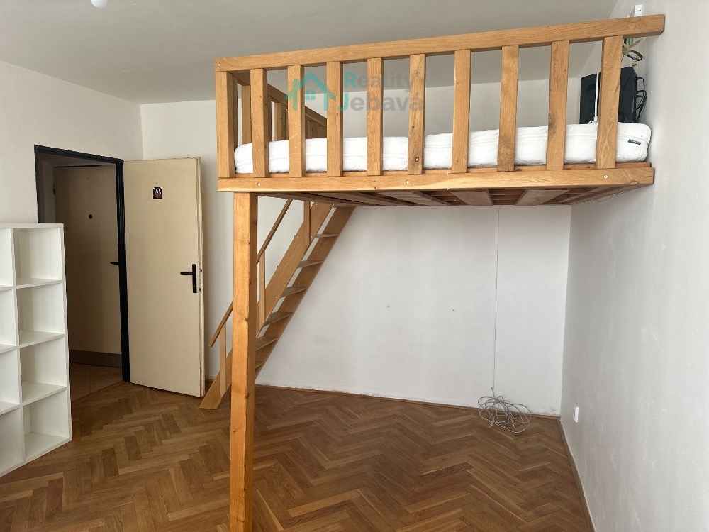 Pronájem, byt 1+1, Chrudim, ul. Pardubická - 5