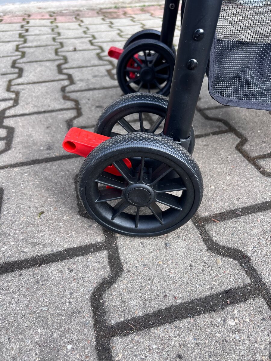 Skládací kočárek pro psy - 5