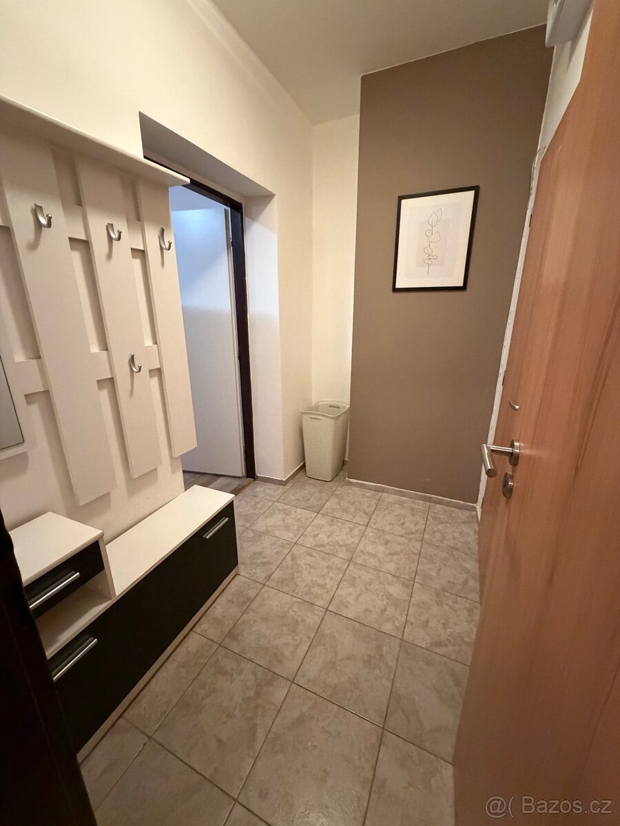 Byt 1+kk Rostislavova - 5