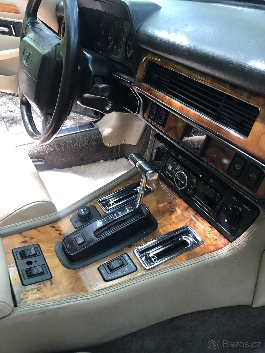Predám Jaguar XJS 4.0 - 5