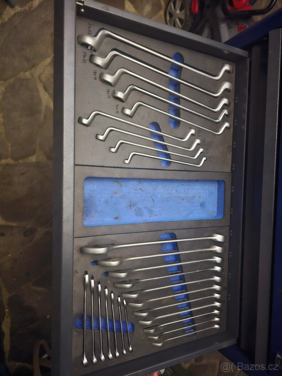 Dílenský pojízdný box BERNER s nářadím - 5