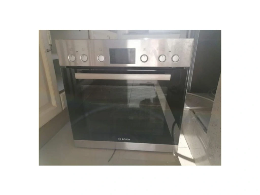 Pěkná kuchyňská linka ve venkovském stylu se spotřebiči,5384 - 5