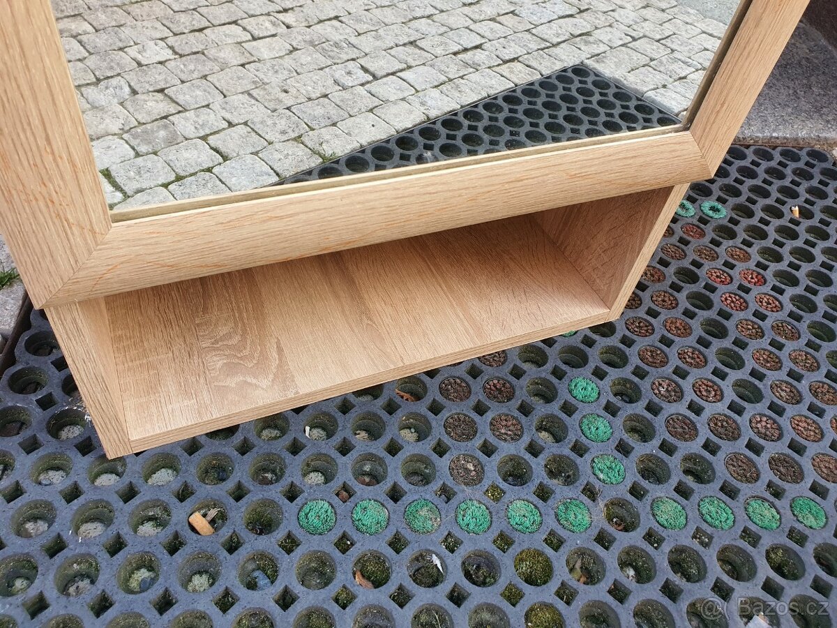 moderní koupelnová skříňka závěsná – DOPRAVA - 5