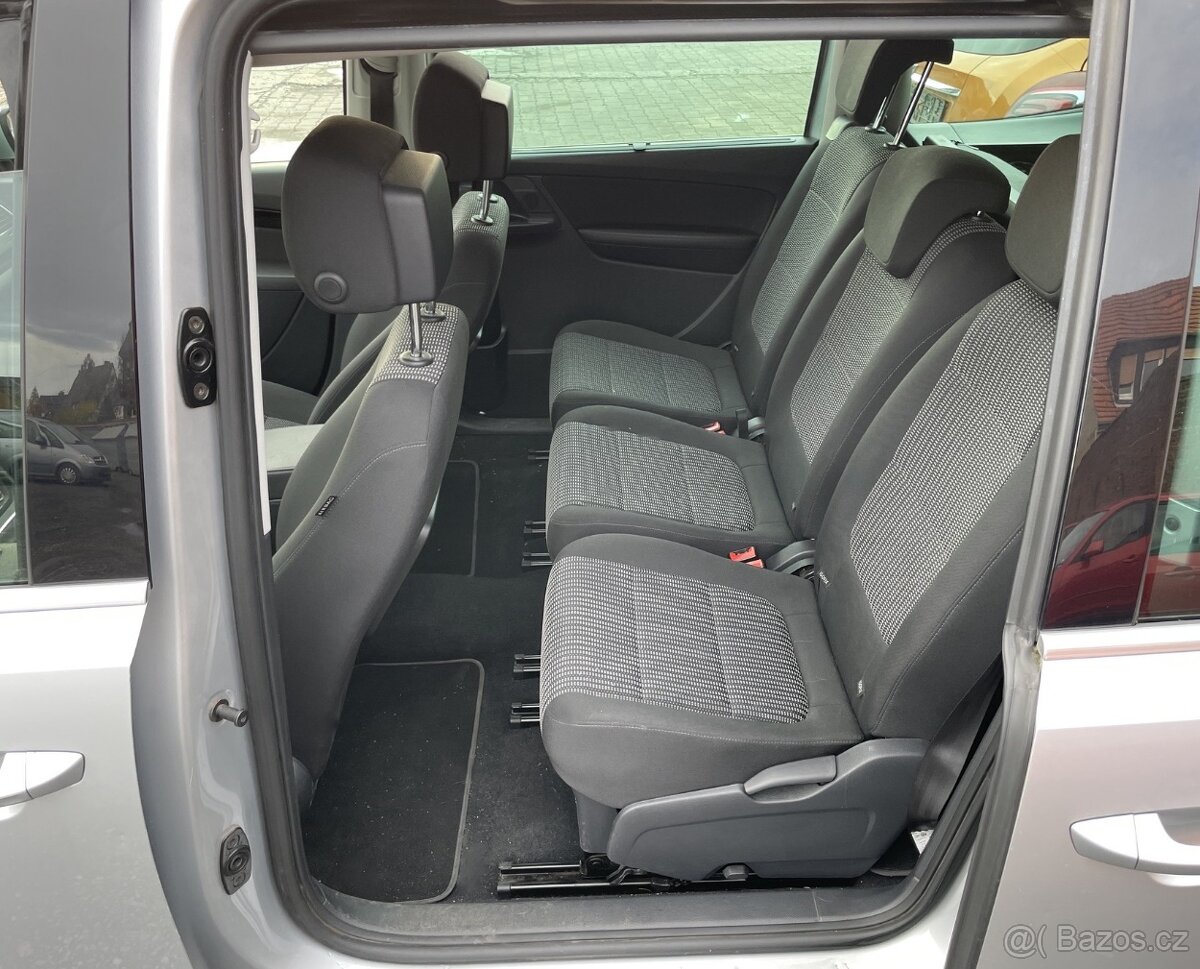 Seat Alhambra Style 2.0 TDI 110KW 2 maj serv kniha 7 míst - 5