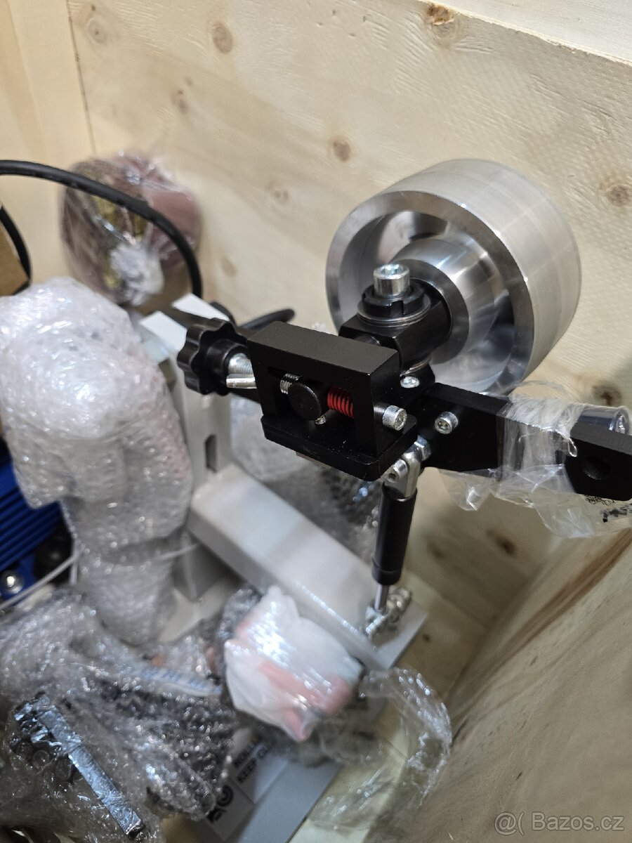 Pásová bruska na kov 1500w - 5