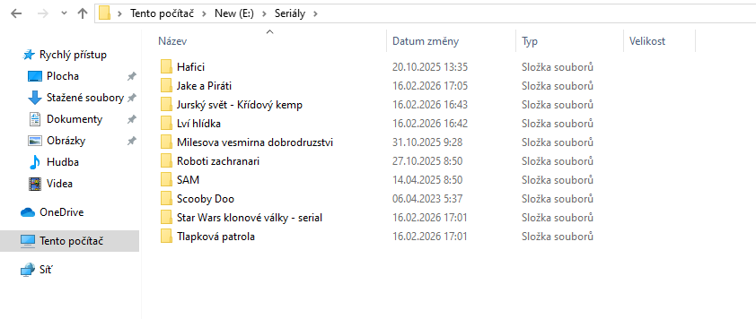 Stolní PC s příslušenství včetně dětských seriálů - 5