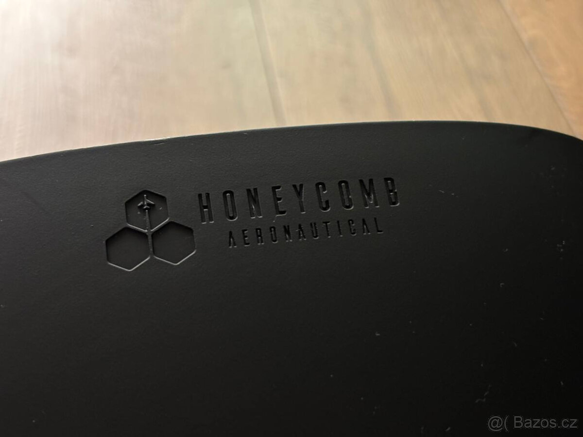 Berany k leteckému simulátoru Honeycomb Alpha - 5