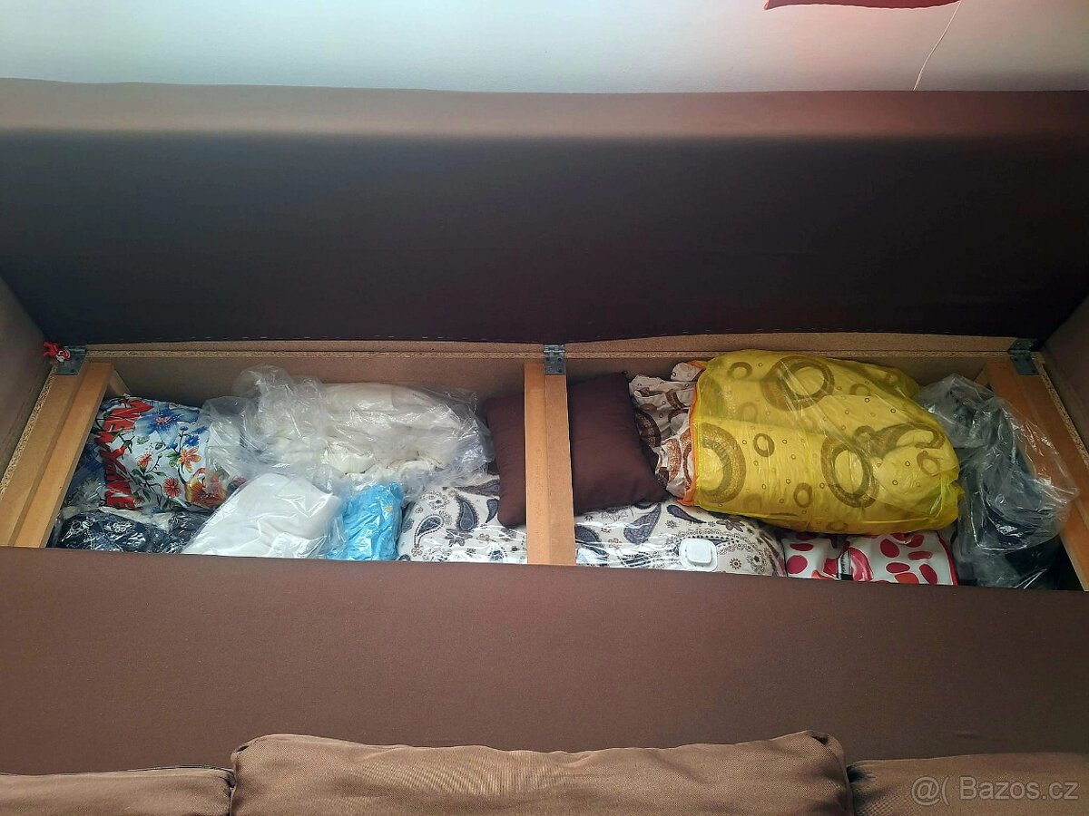 Rozkládací gauč / pohovka - 5