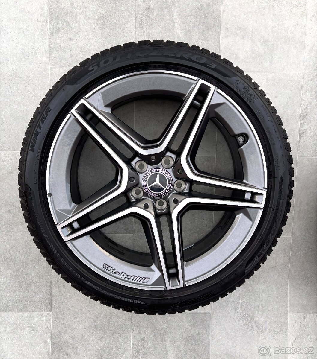 Zimní Mercedes Cls R19 5x112 C257 8J ET33 Pirelli - 5