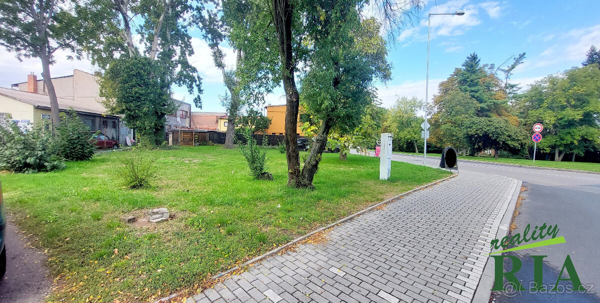 Poděbrady stavební pozemek 496m2-400m od centra a náměstí - 5