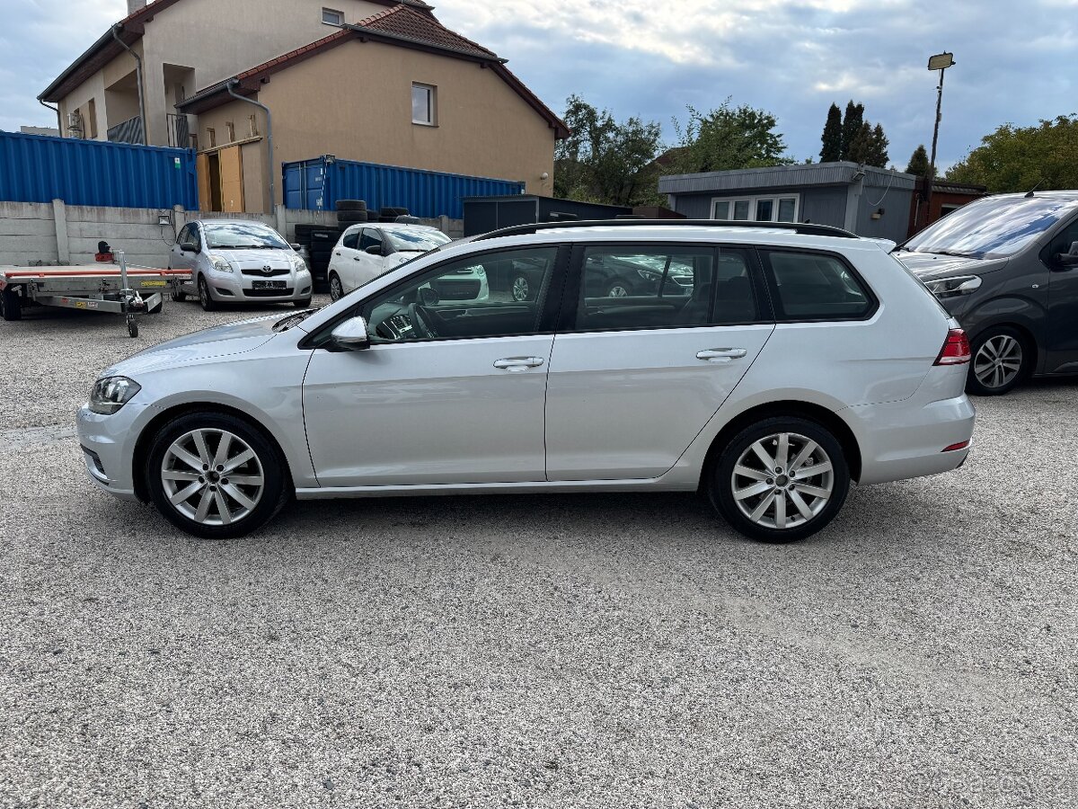Volkswagen Golf 1.6 TDi 85KW Manuál Park.senzory Navi. - 5