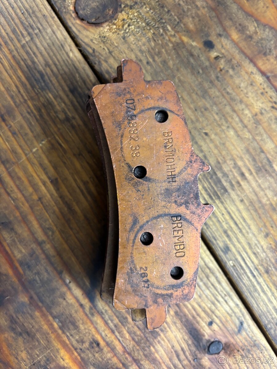 Závodní brzdové destičky SBS, Brembo. Pro Třmeny M50 - 5