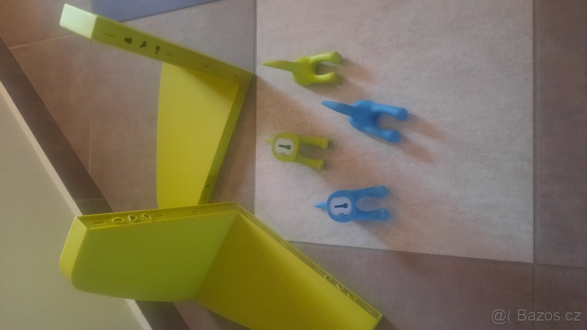 Ikea 2×poličky, 4 ×věšák - 5