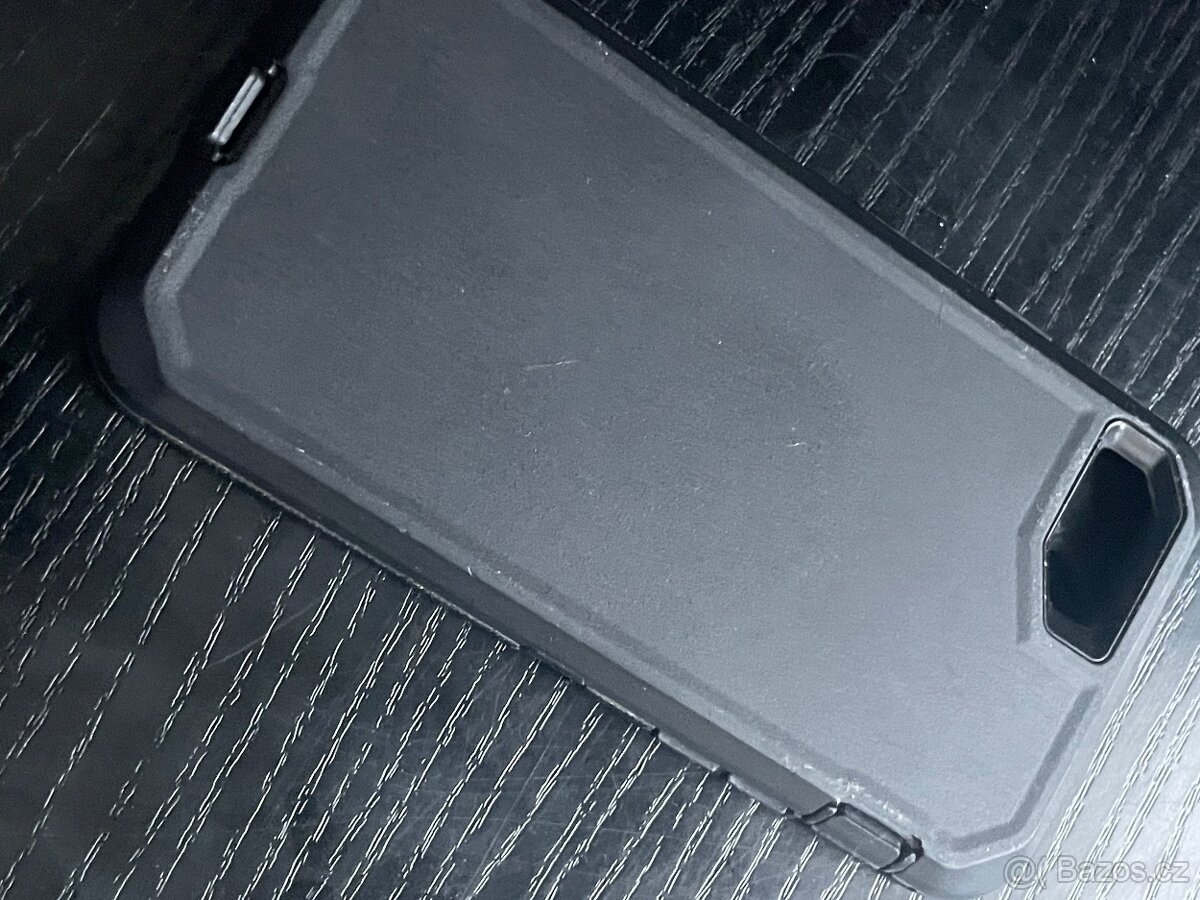 iPhone SE 64GB RED edition - 5