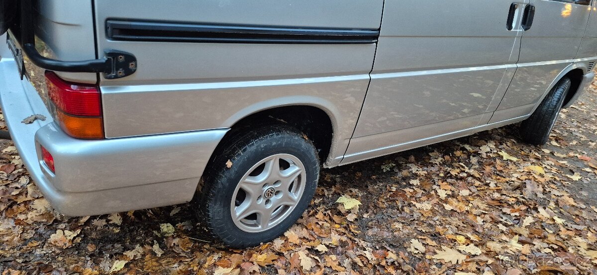 Vw t4 2.5 tdi 75kw multivan 4x4 syncro rok 00 - 5