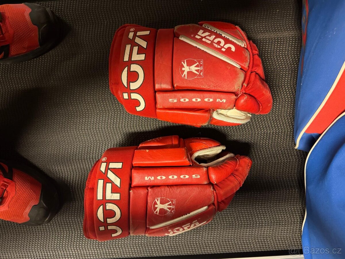 Hokejská výstroj - 5