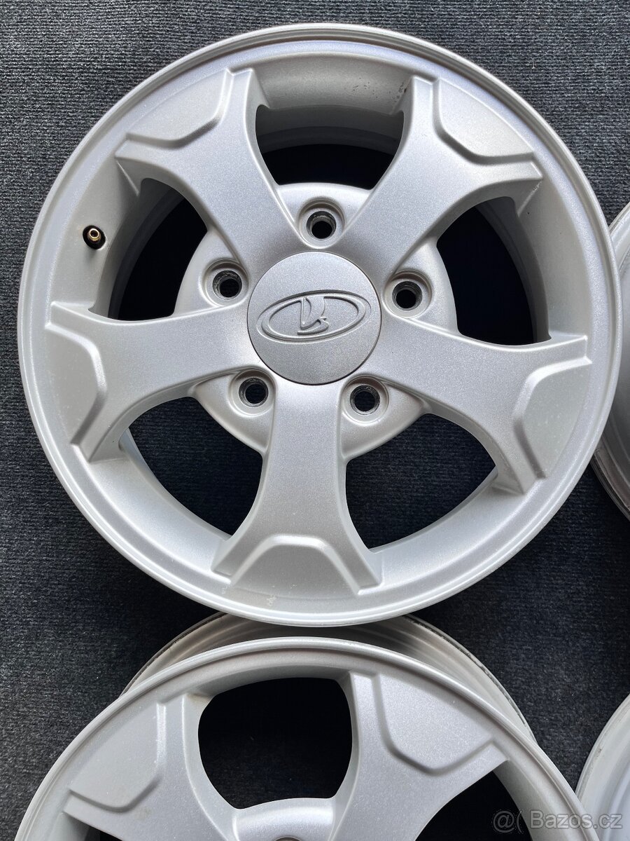 Lada Niva originál Alu disky - ET 58 - 5