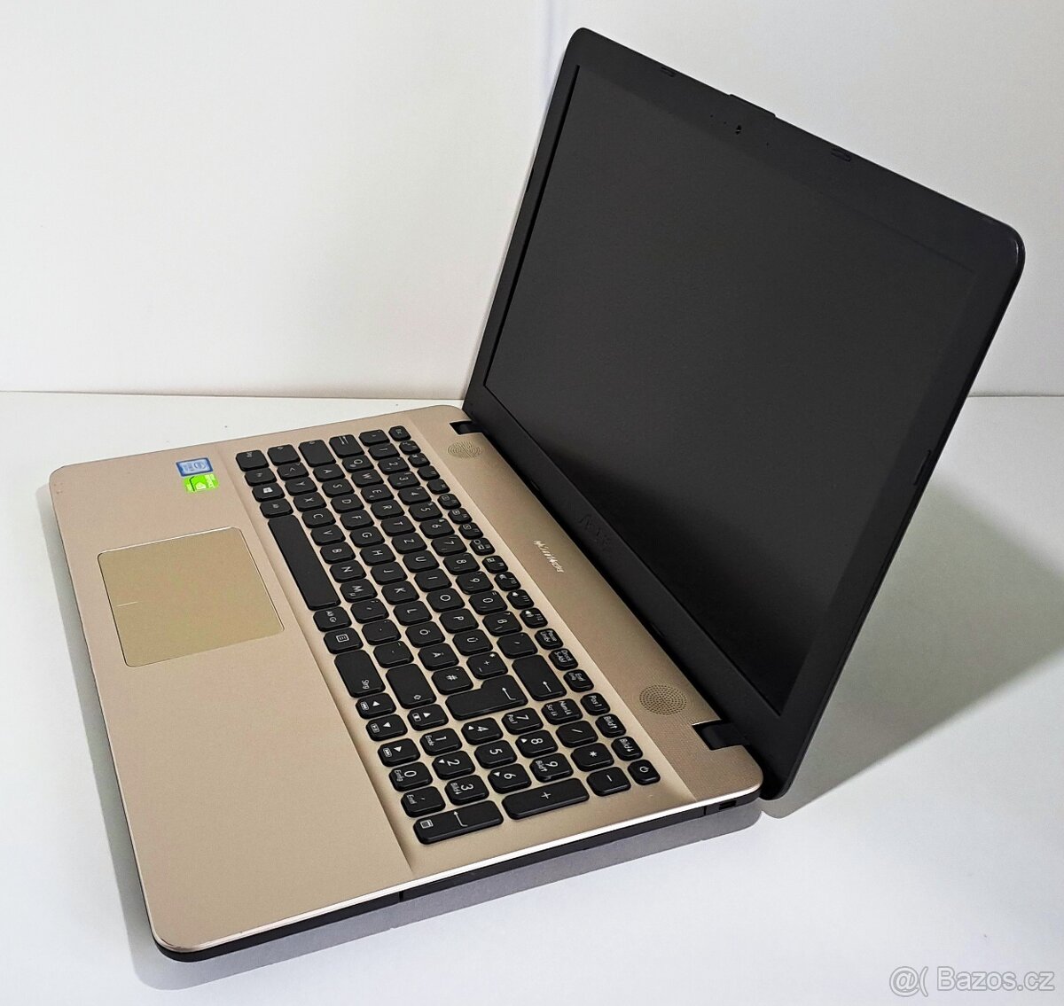 Asus R541U i5-7200 16gbRAM SSD256 Nvidia 920MX 15,6FHD W10 - 5