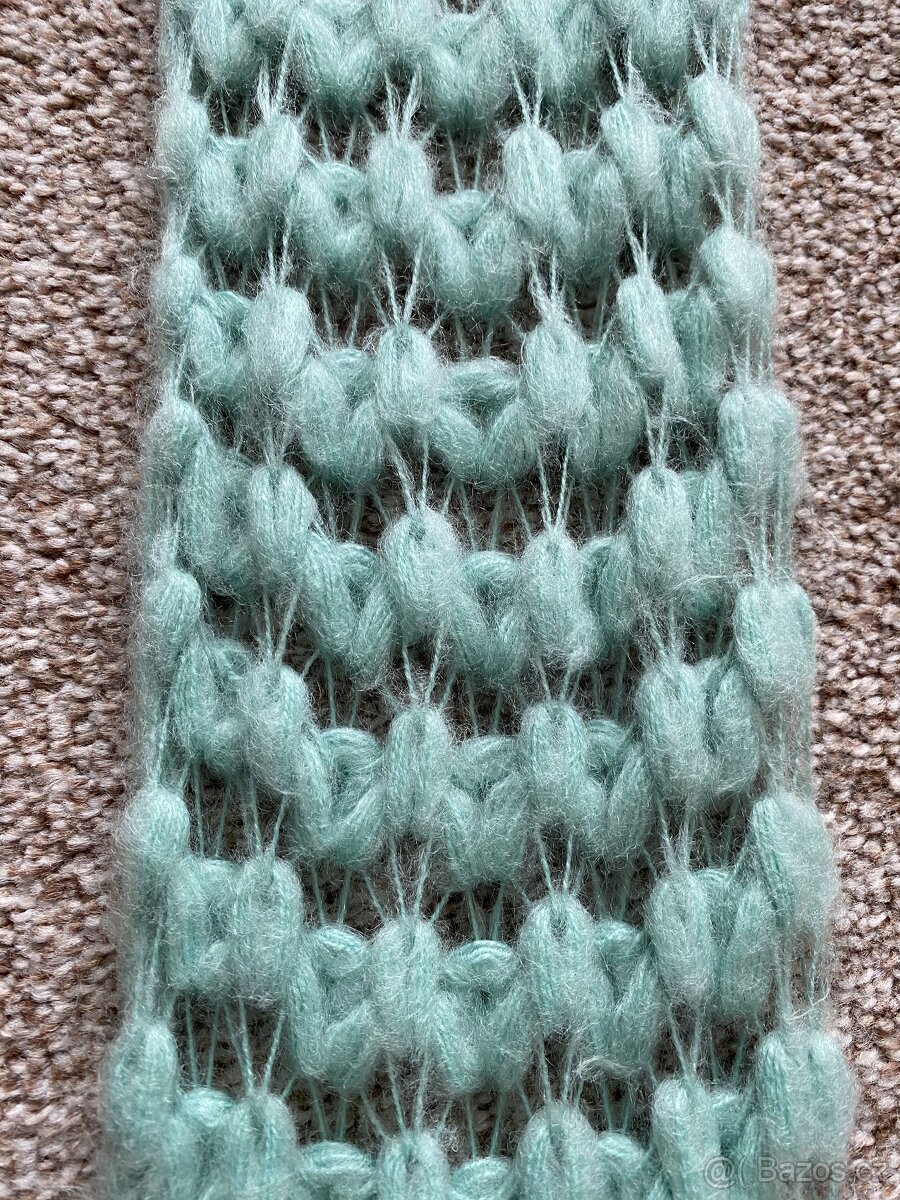 Nová dlouhá dámská pletená šála - světle zelená - 5