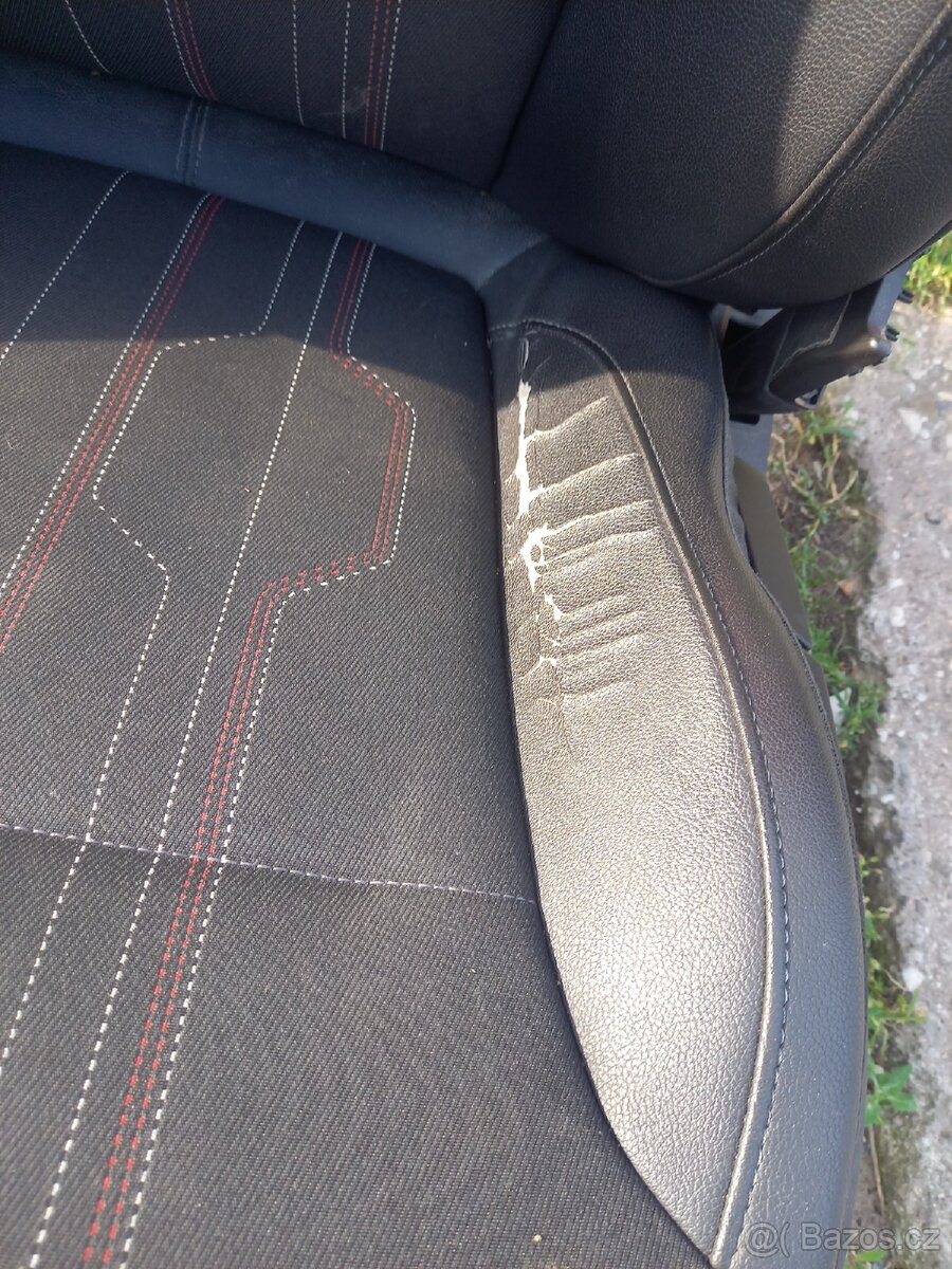 Opel insignia A sedačky. - 5