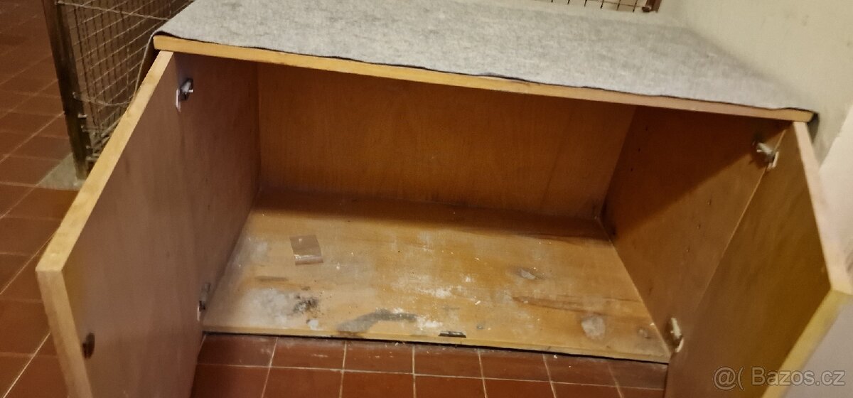 Nabízím uzamykatelnou skříňku ZDARMA - 5