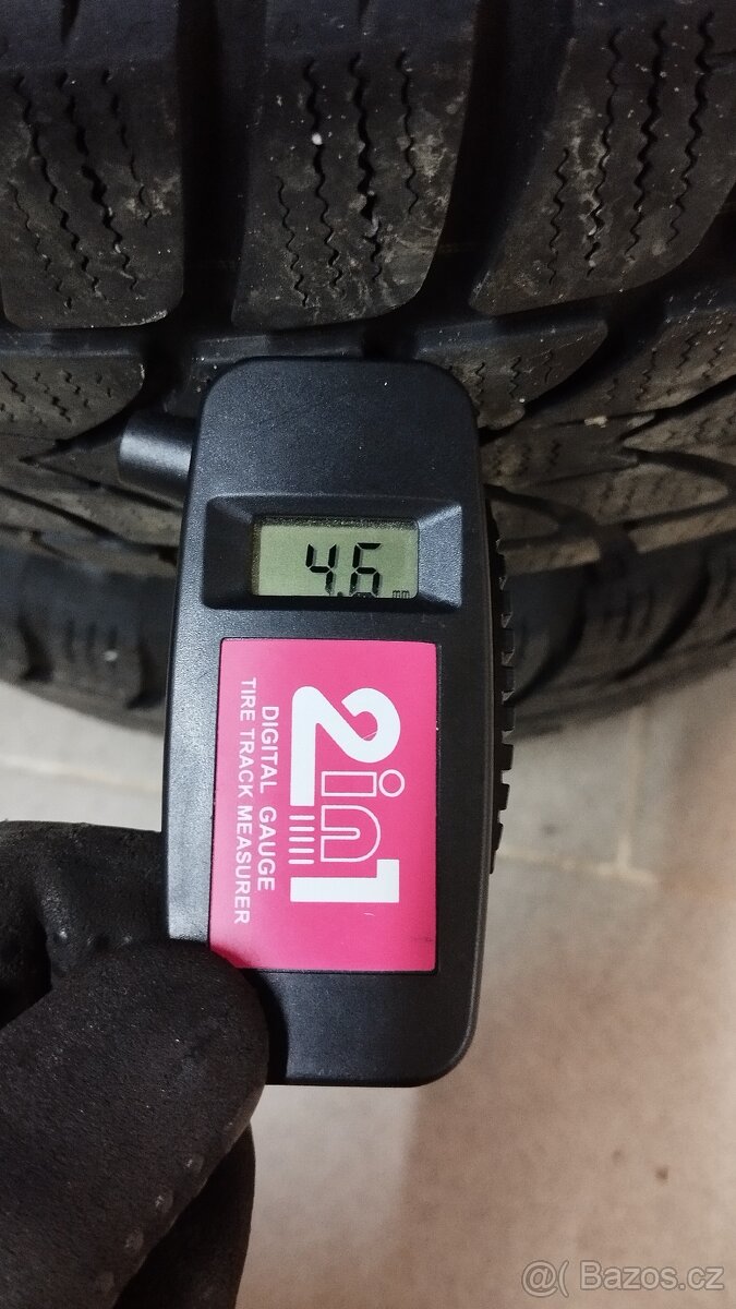 Zimní pneu 195/65/15 91H 5ks vč. 4ks disků - 5