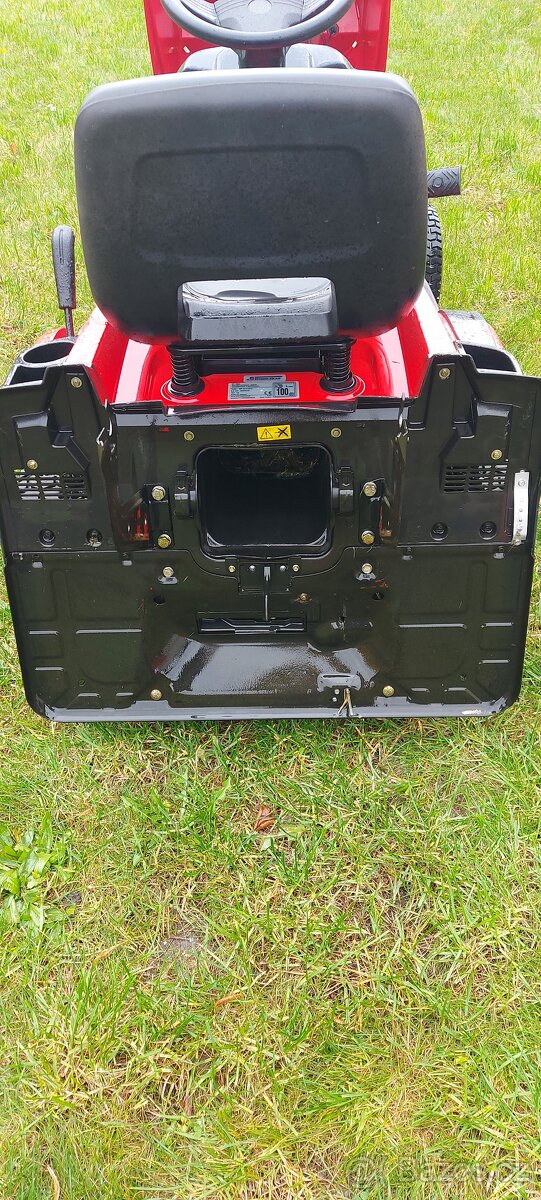 Zahradní traktor Vari RL 84H - 5