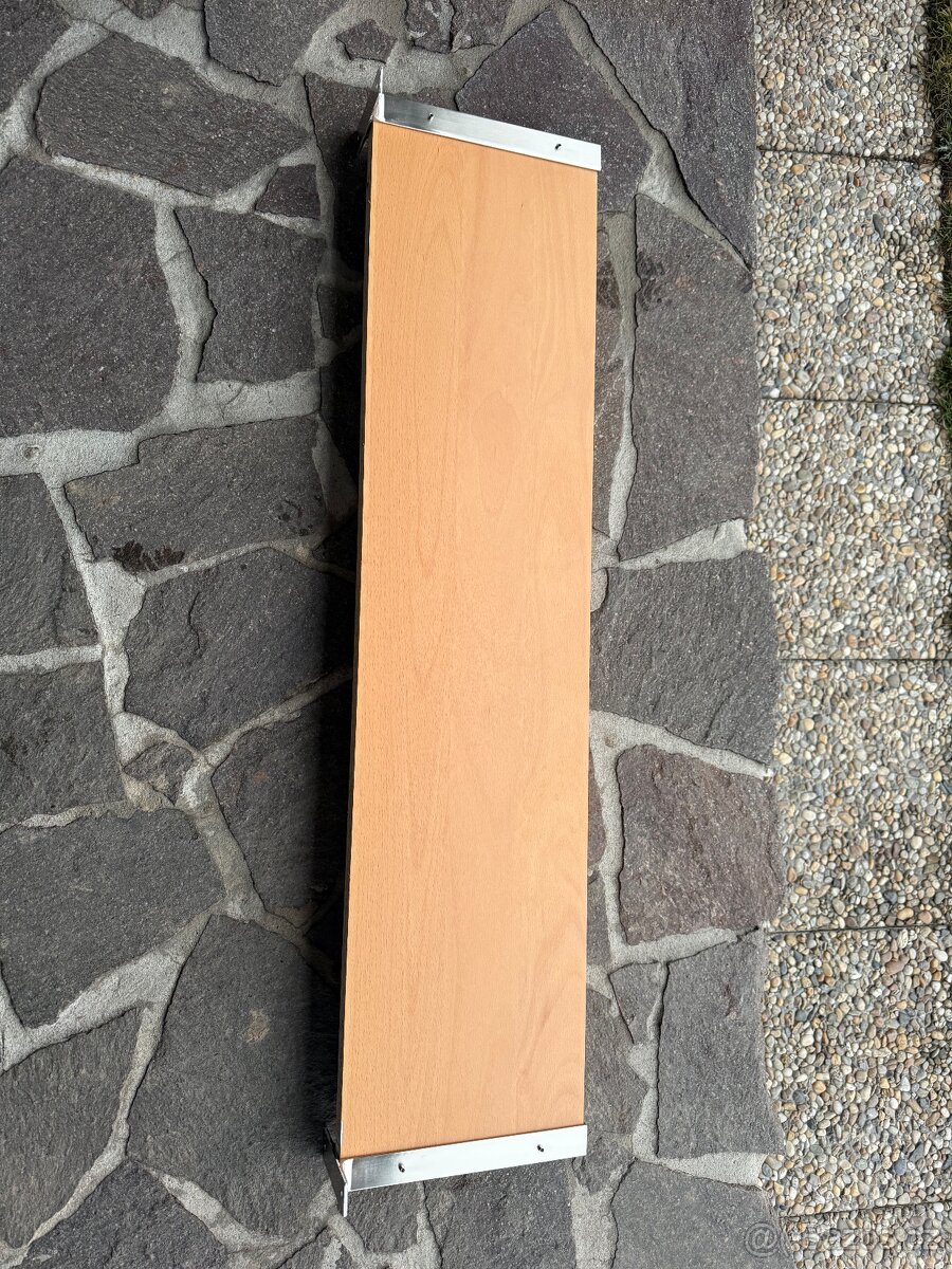 Dřevěná polička - 5