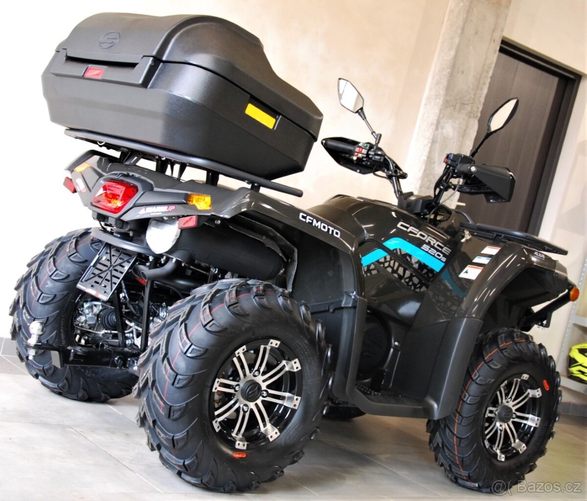 CF MOTO GLADIÁTOR X520