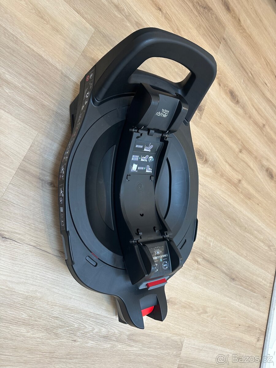 Autosedačka-vajíčko Britax Romer Baby-Safe Pro Vario Base 5Z - 5