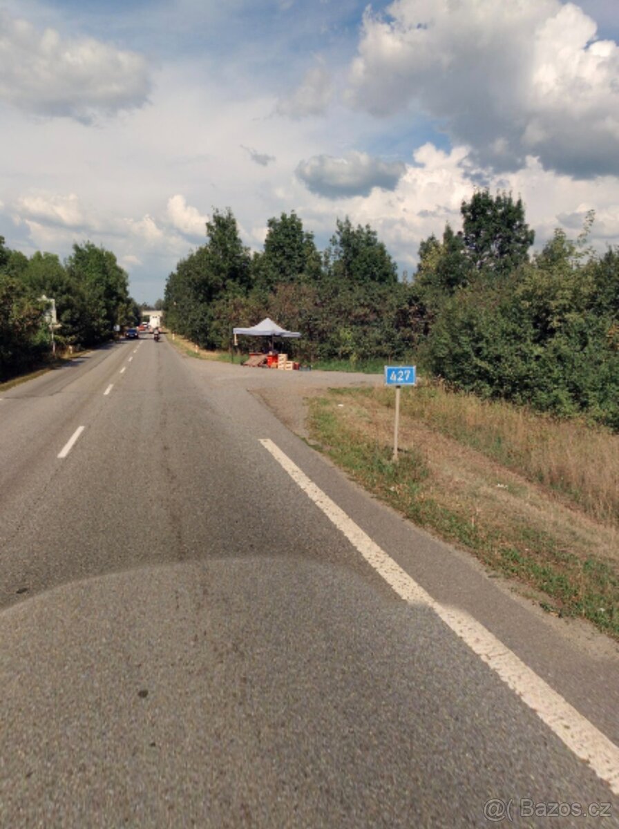 ZAHRADA PRO SEZÓNNÍ PRODEJNÍ KIOSEK Staré Město-Uh.Hradiště - 5