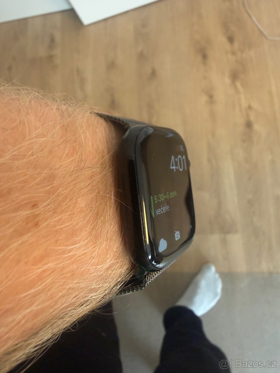 Apple Watch Series 10 - 5