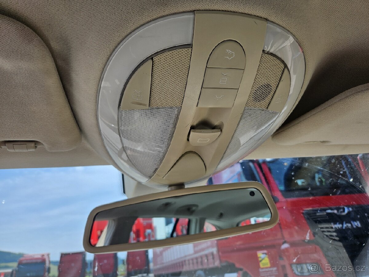 Prodám Mercedes E 320 CDI - 5