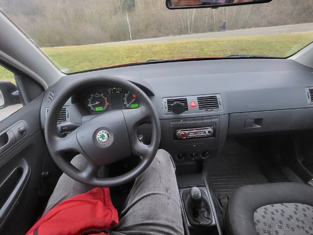 Fabia 1 combi 1.2 htp 2006, servisní knížka
- 5