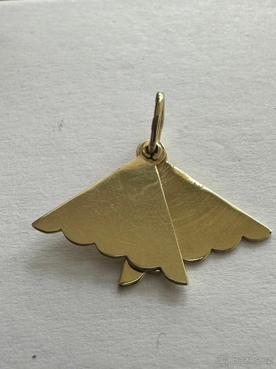 Zlatý přívěsek - 5