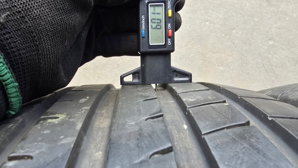 Letní pneu 225/50/17 Good Year - 5