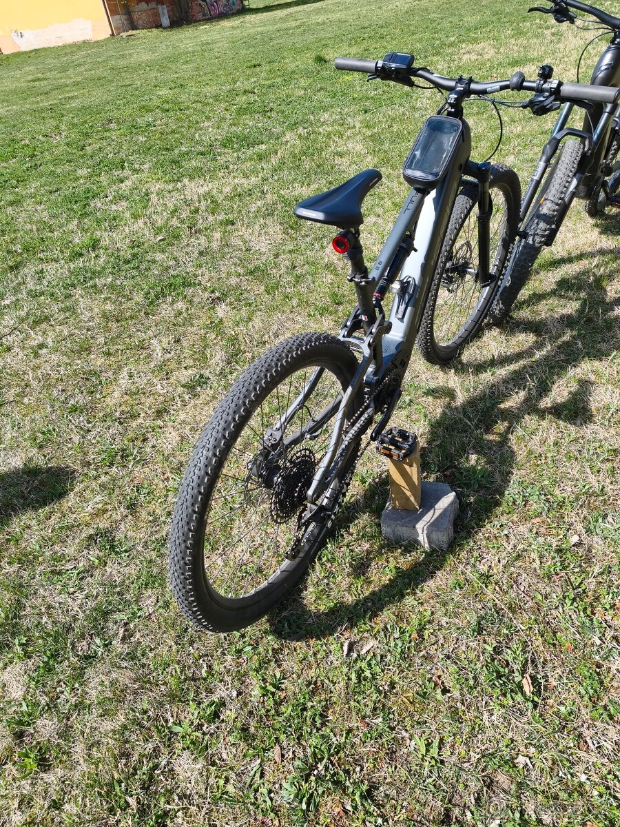 Crussis one full 10.10 a 9.10 - 5