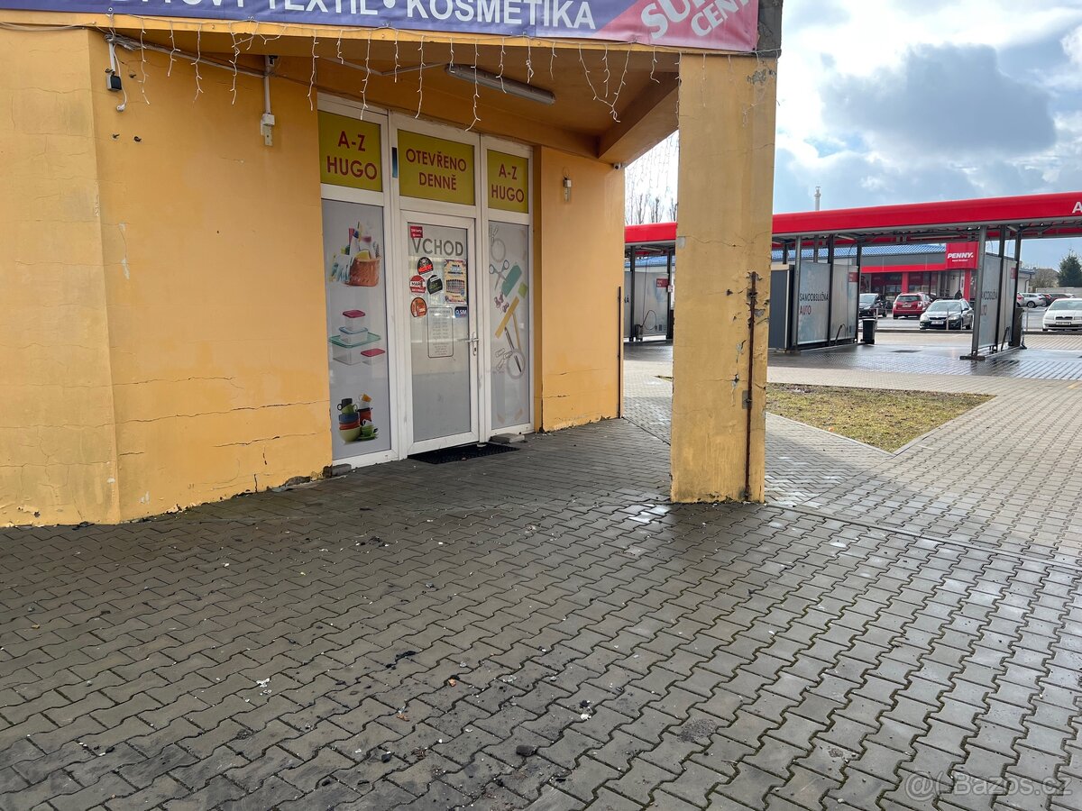 Pronájem. Prodejna,obchodní prostor a sklad - 5