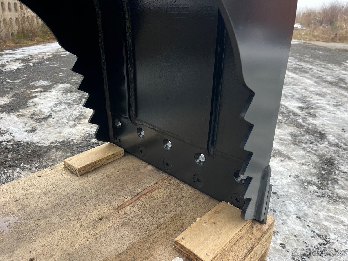 Srotýrovací drapák Haner pro bagry 4-7t - 5