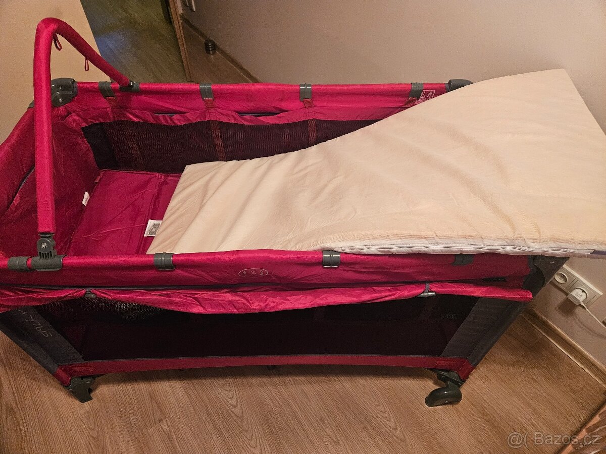 Cestovní postýlka - 5