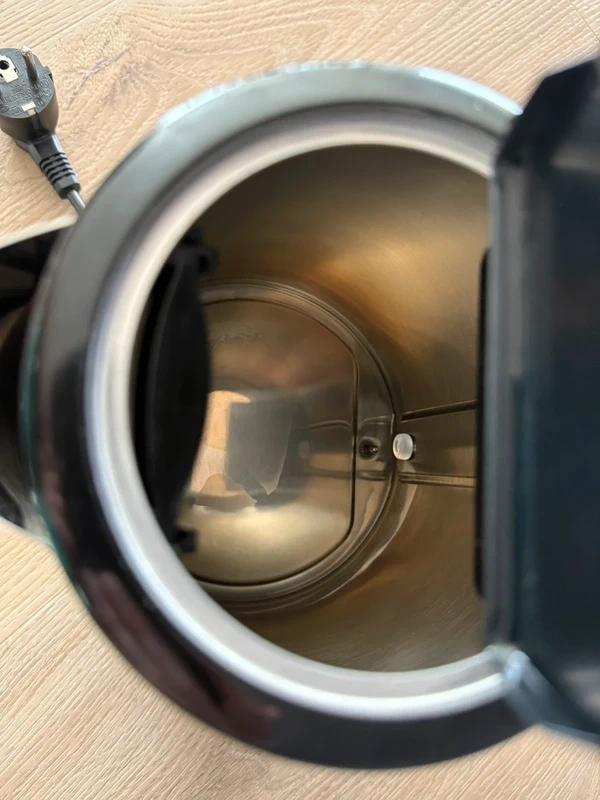 Rychlovarná konvice Philco - 5