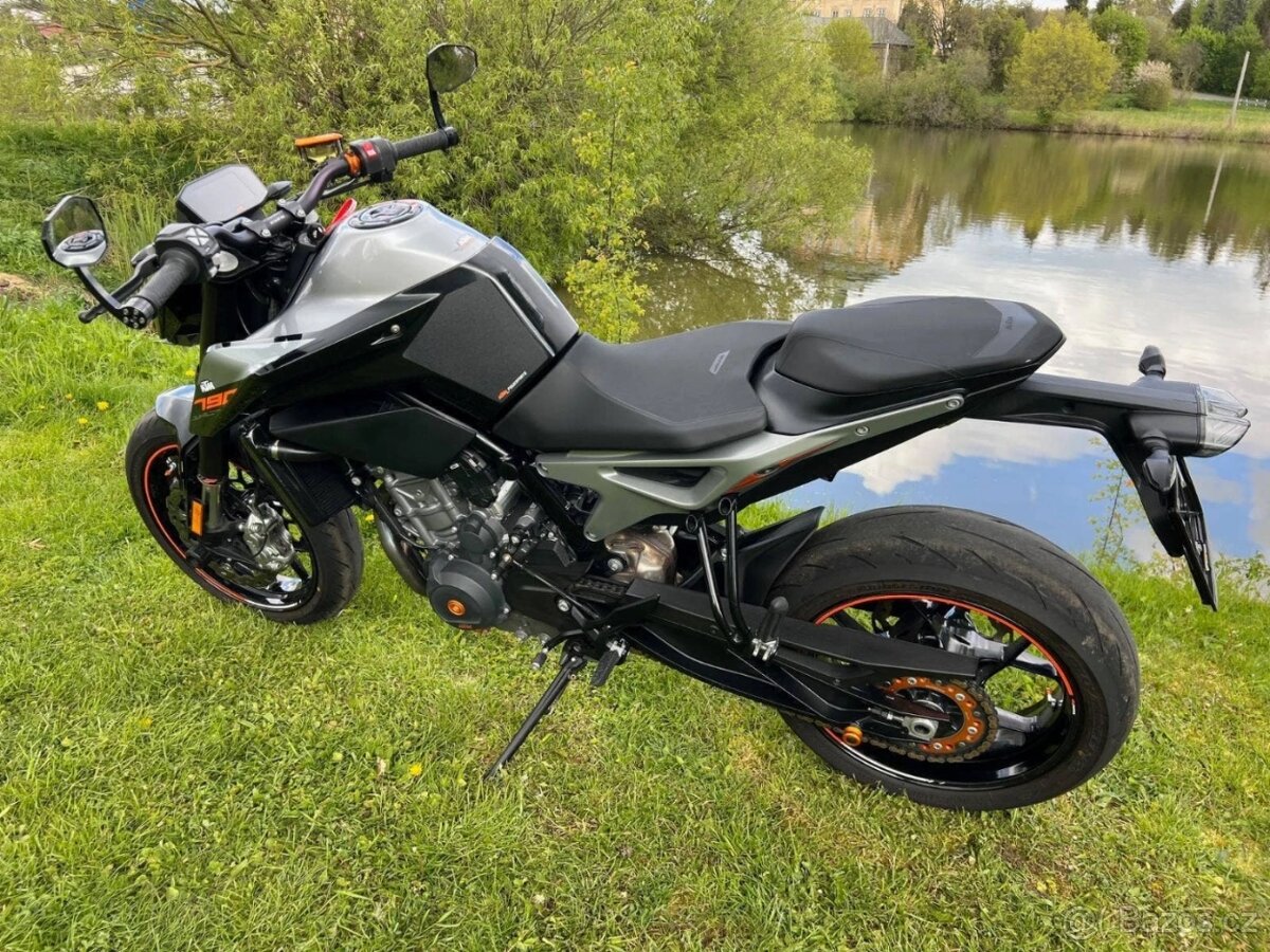 KTM 790 Duke - 5