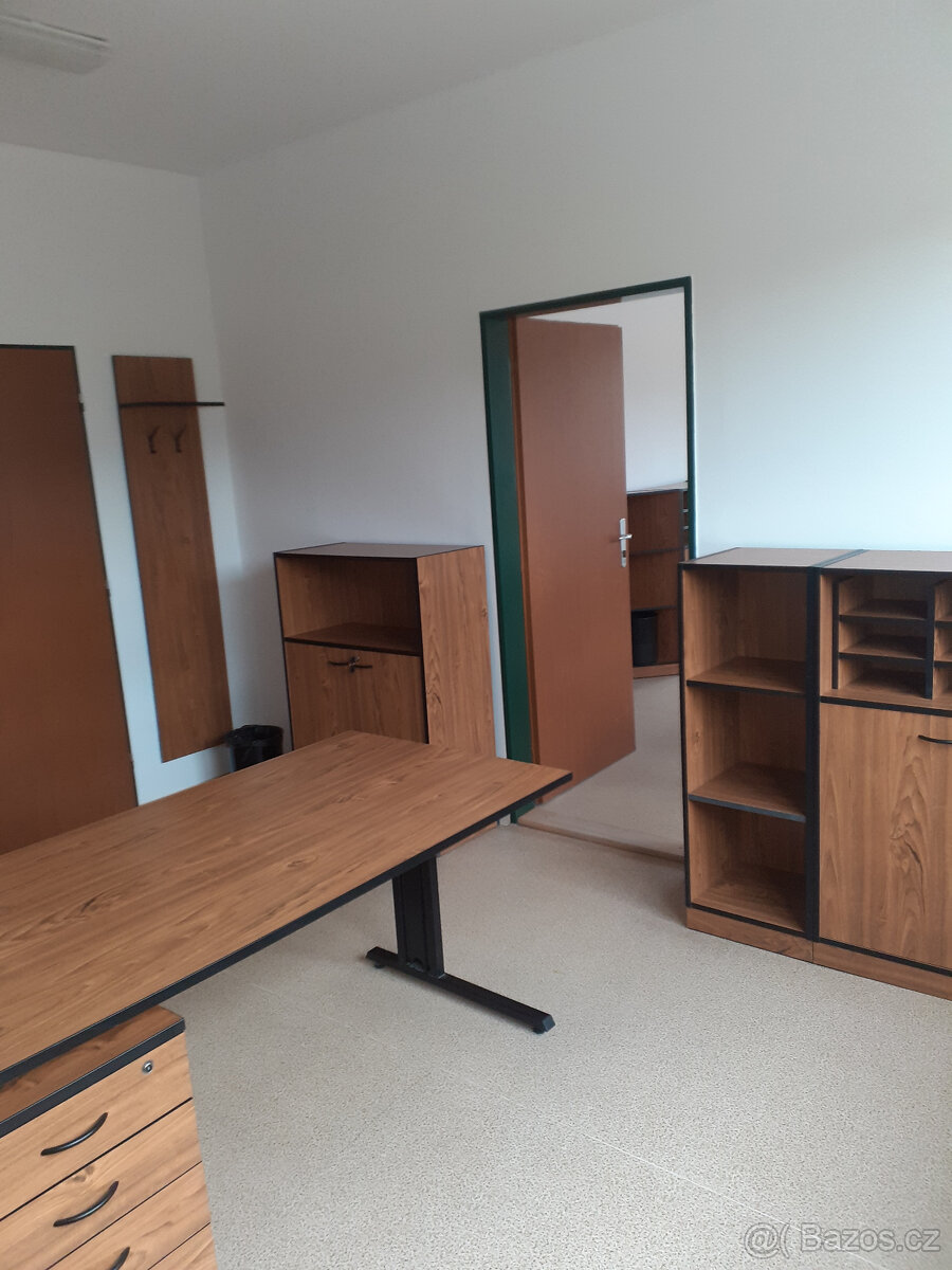 Pronájem kanceláří a nezpevněných ploch - 5