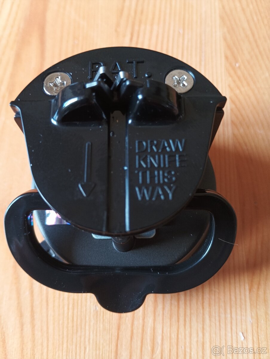 BROUSEK NA NOŽE ANY SHARP - 5