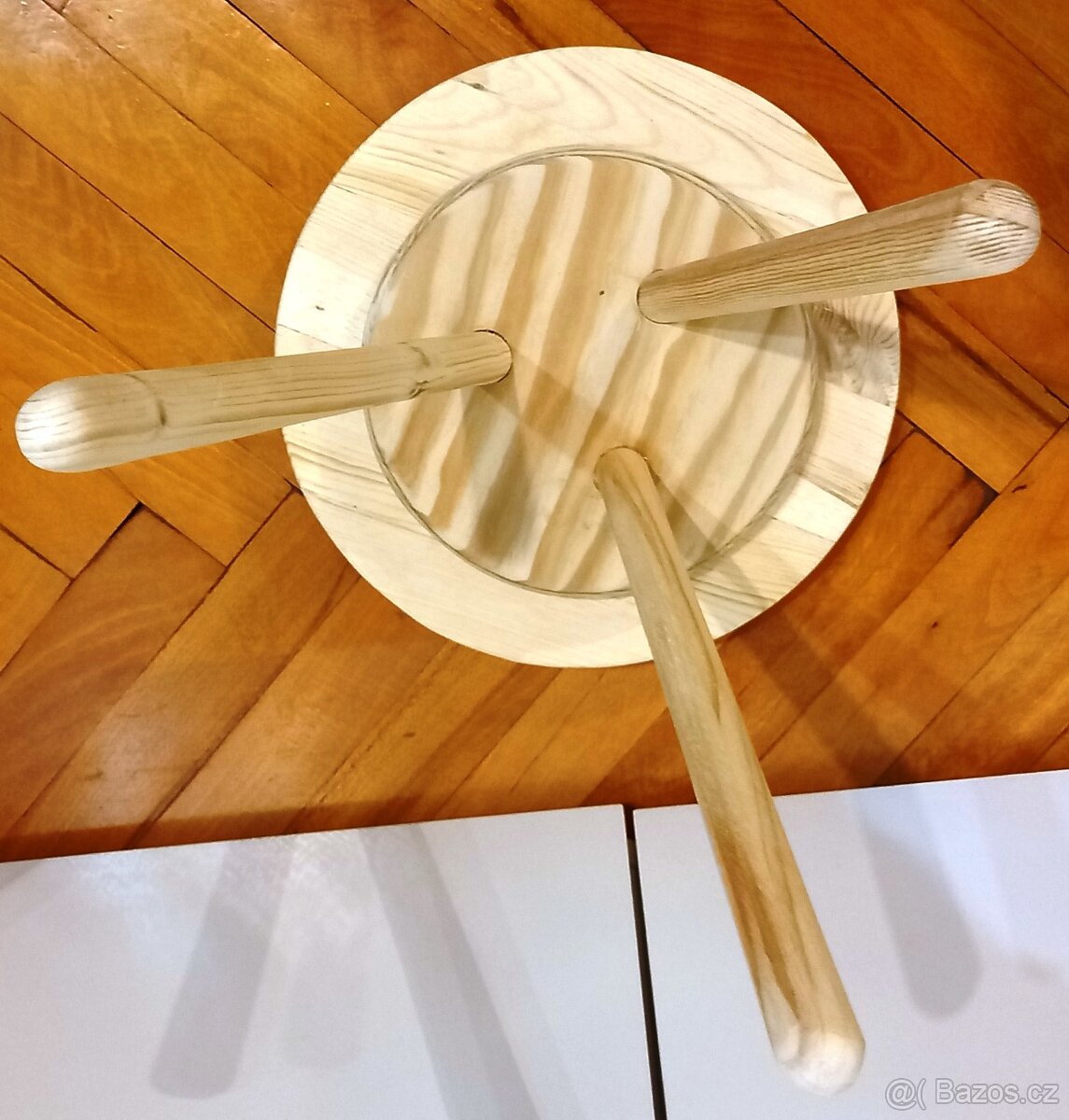 Květinový stolek na trojnožce,,, - 5