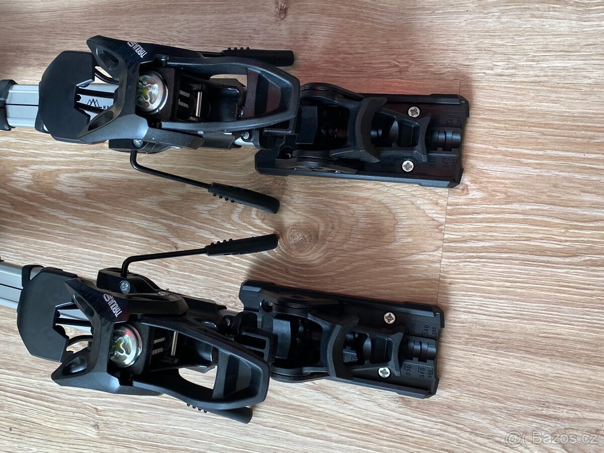 Skialp. Úplně NOVÉ stoupací vázání s přepínáním chůze/sjezd. - 5