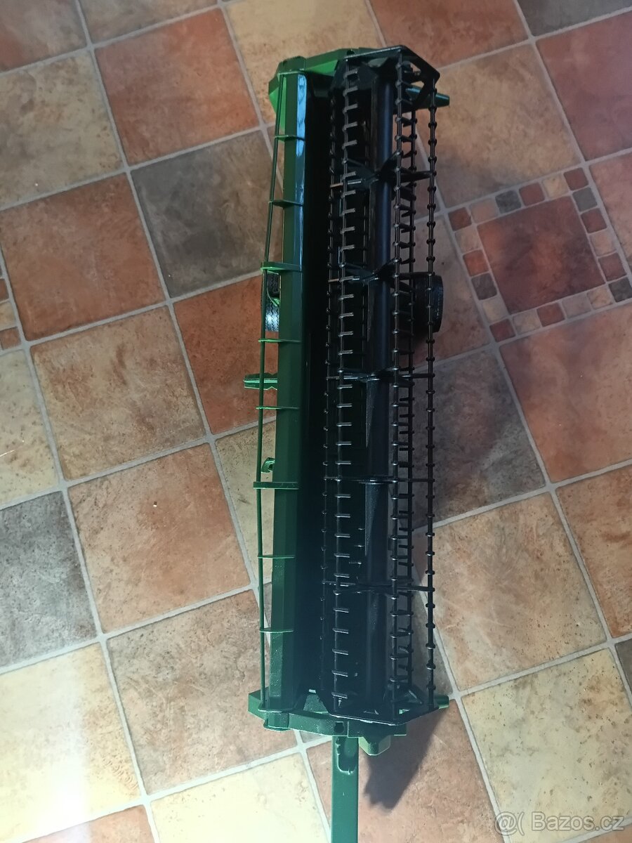 Kombajn John Deere - 5