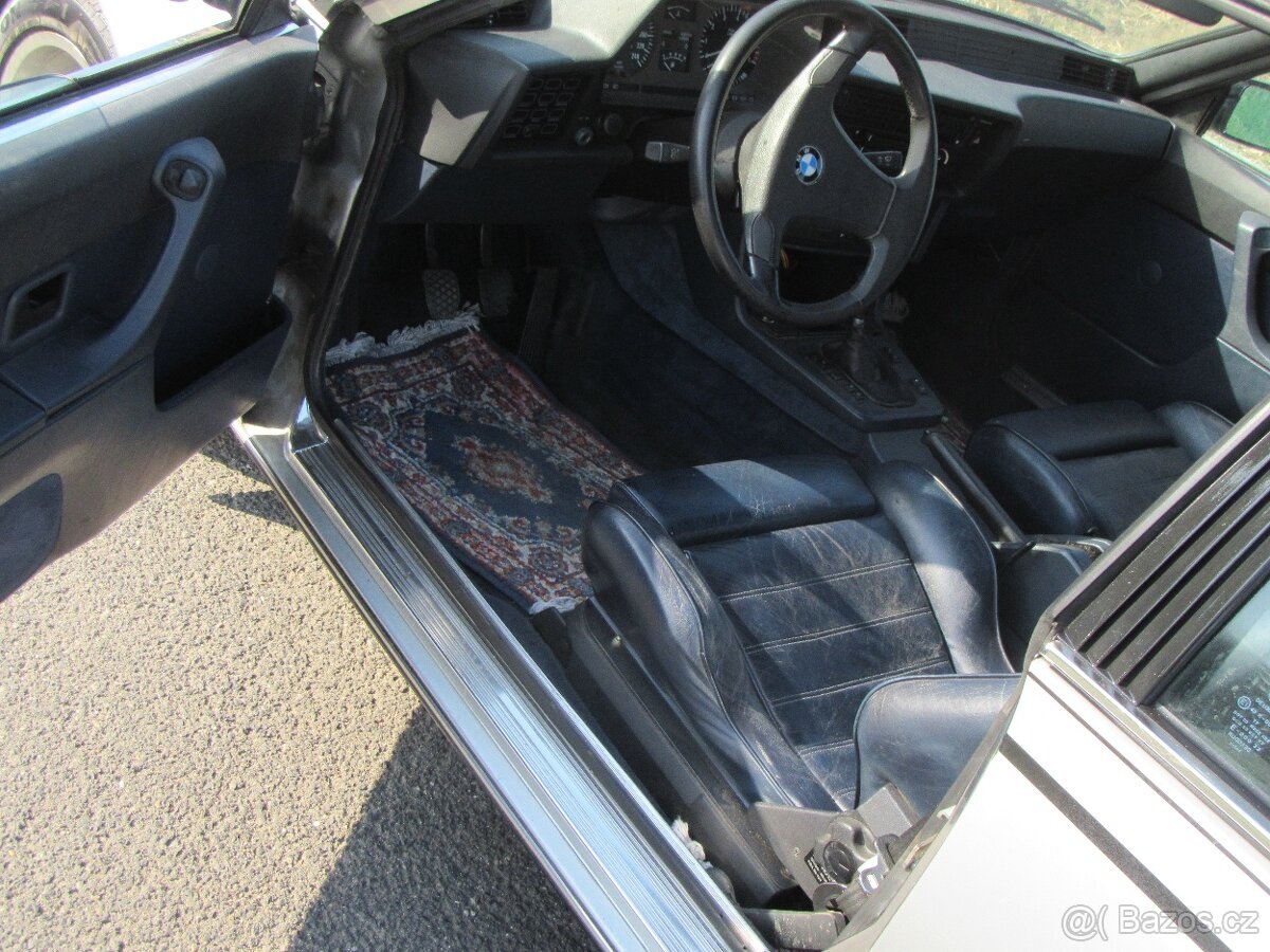 BMW 635 CSI mpacket,151 tkm, r.v. 1983 - 5